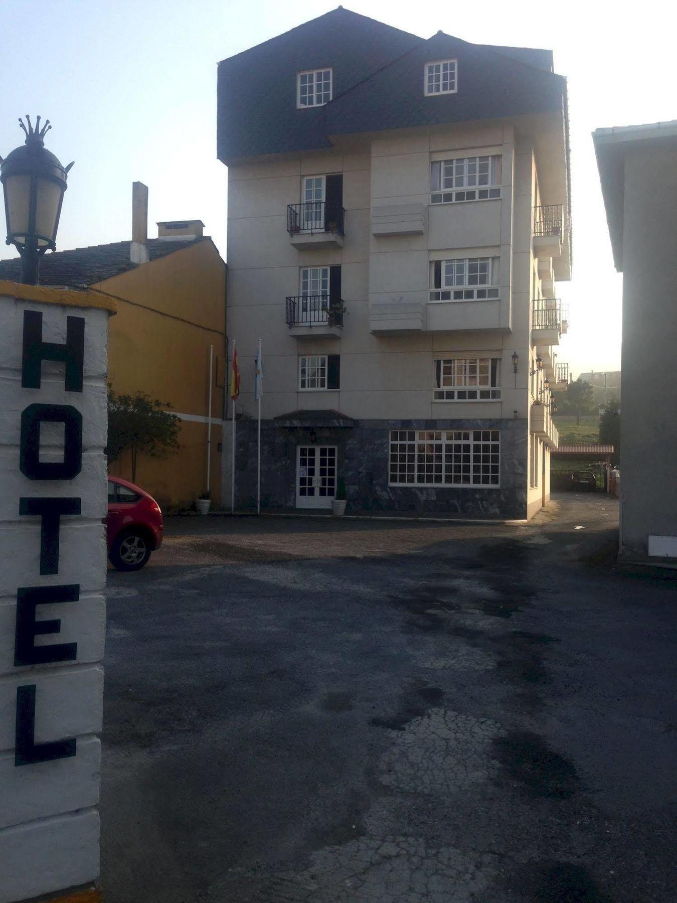 As Areas II Hotell Viveiro Exteriör bild