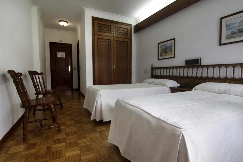 As Areas II Hotell Viveiro Exteriör bild